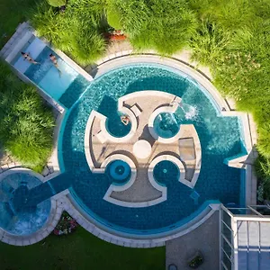 Metropole Hotel